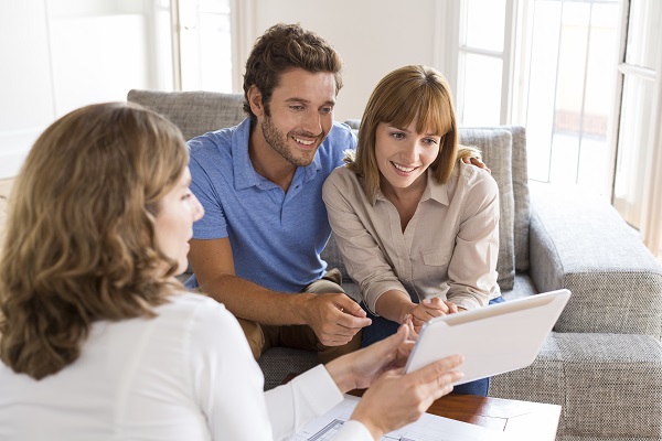 Speak to an experienced financial advisor to get advice on the best refinancing solutions to help eliminate your debts