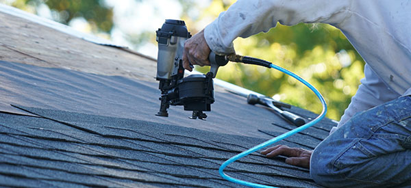 There are many benefits to hiring professional roofing companies in Ottawa for a roof renovation or replacement.