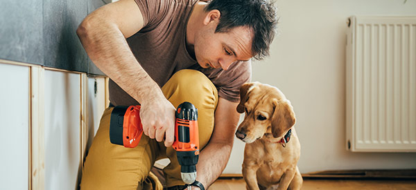 Save yourself from the hassles of a DIY home renovation project by hiring a professional contractor.