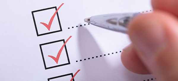 Use a checklist to serve as your guide for hiring a kitchen renovation contractor.