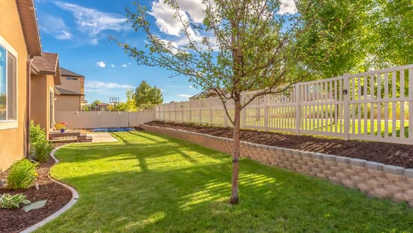 Choose from a variety of designs for your fencing project.