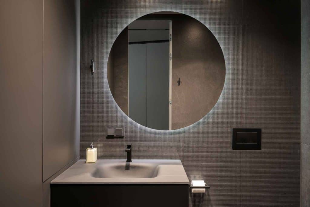 Luxurious mirrors for bathrooms.