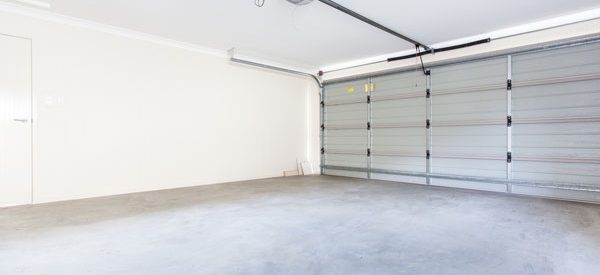Polished-concrete-flooring-for-garage-living